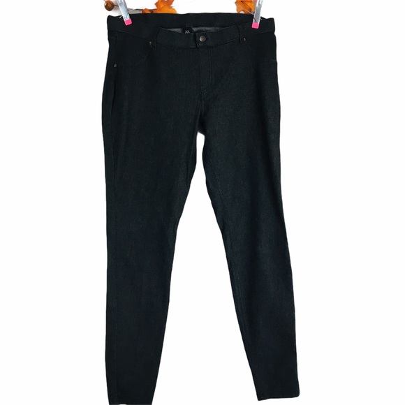 HUE Pants - Hue Pull On Stretch Denim Legging XL